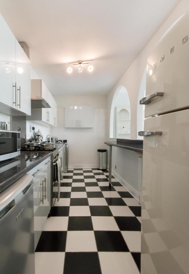 Free Parking! Very Large 2 Bedroom Clifton Flat ブリストル エクステリア 写真