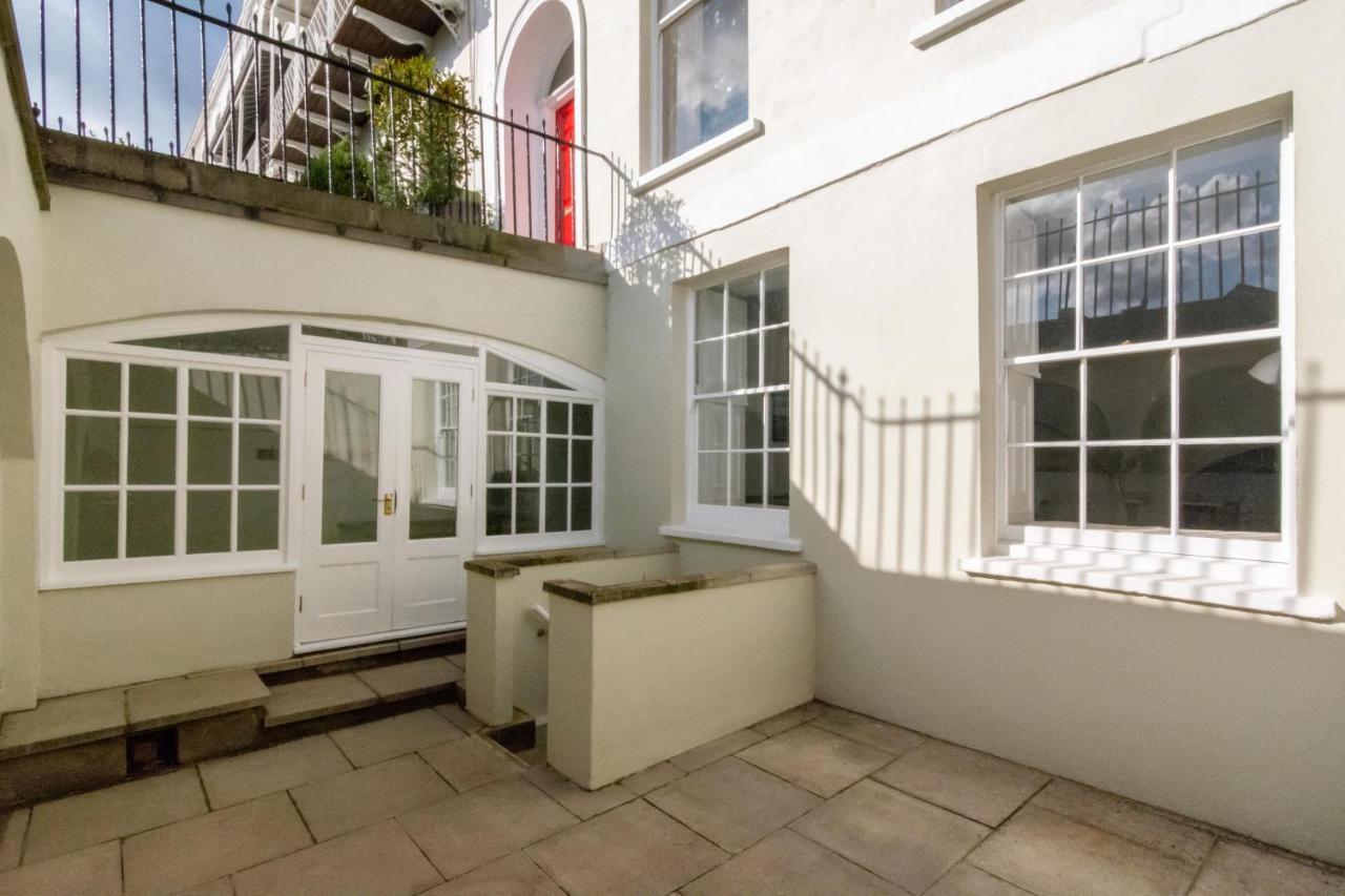Free Parking! Very Large 2 Bedroom Clifton Flat ブリストル エクステリア 写真