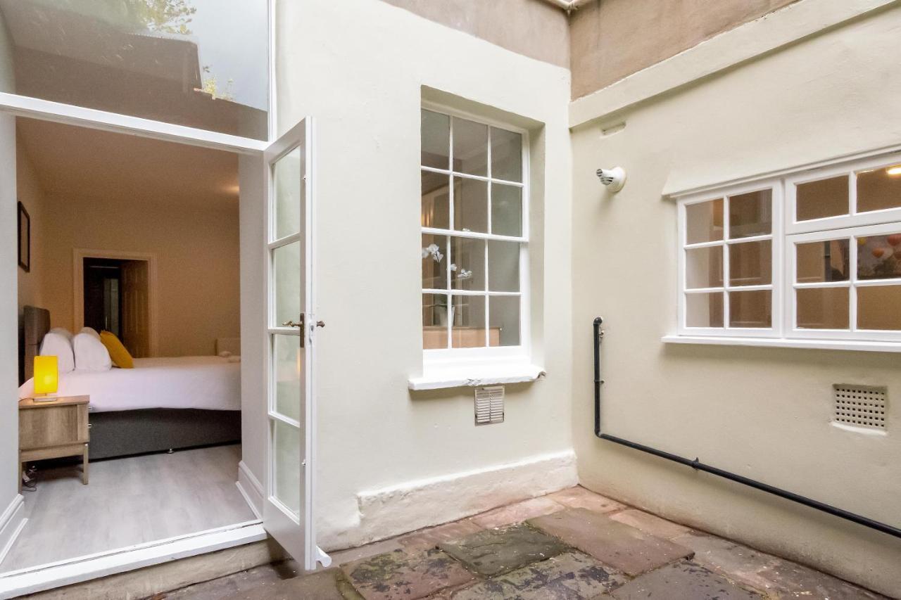 Free Parking! Very Large 2 Bedroom Clifton Flat ブリストル エクステリア 写真